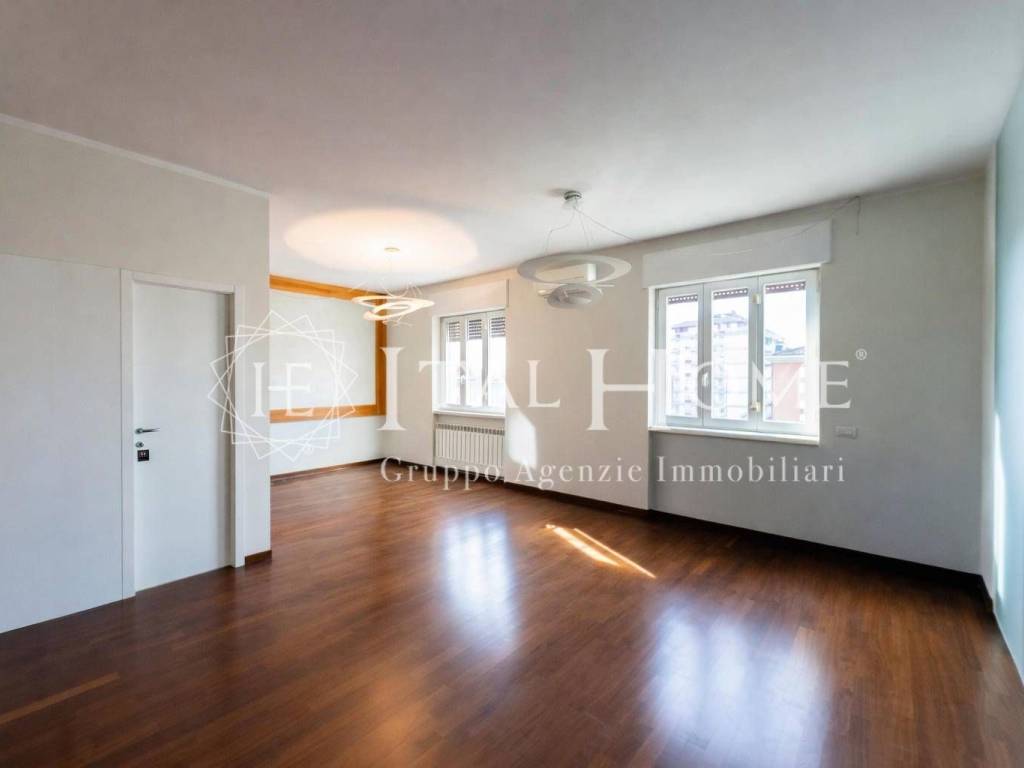 appartamento in vendita a Bergamo in zona Borgo Santa Caterina