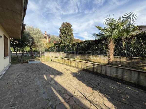 appartamento in vendita a Bergamo in zona Valtesse/Valverde