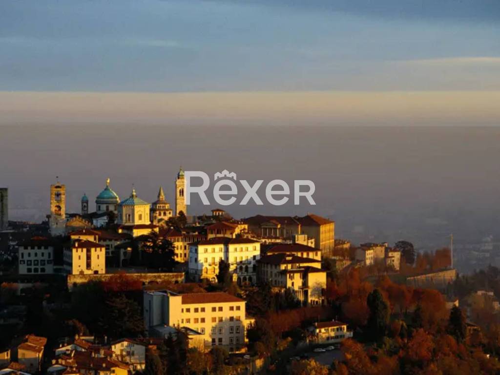 appartamento in vendita a Bergamo in zona Canovine