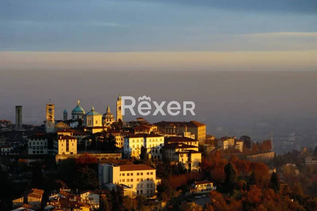 appartamento in vendita a Bergamo in zona Canovine