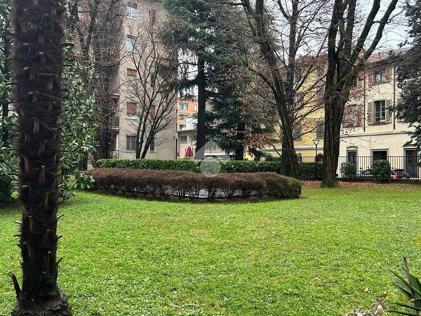 appartamento in vendita a Bergamo in zona Borgo Santa Caterina