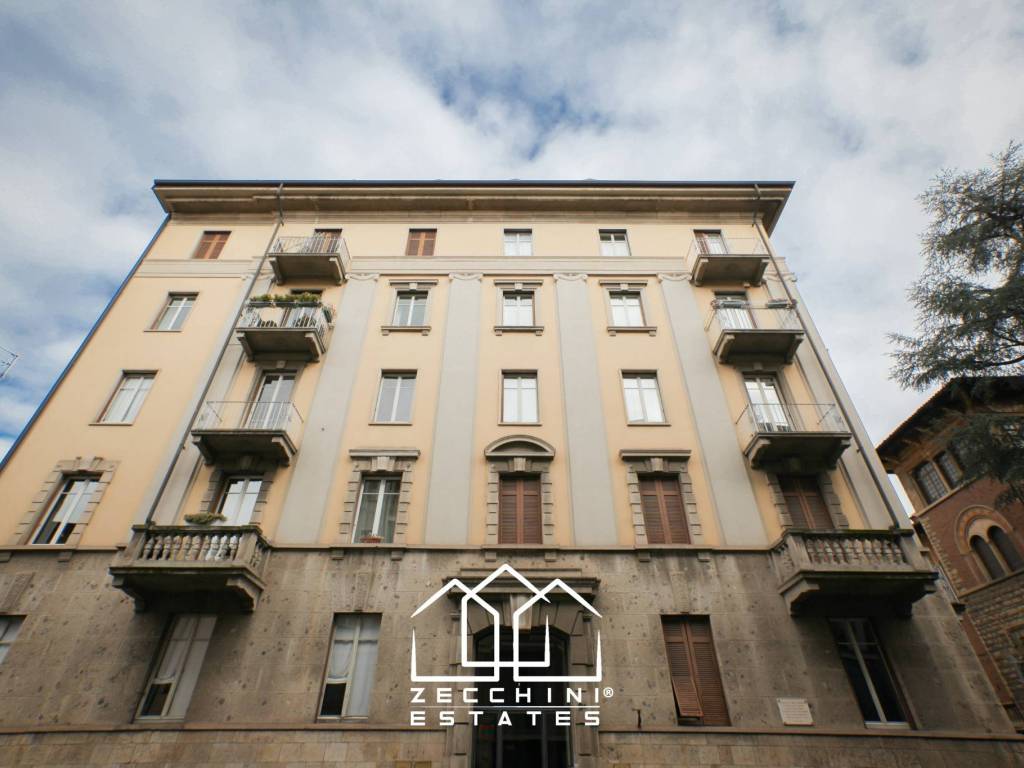 appartamento in vendita a Bergamo in zona Bergamo Centro
