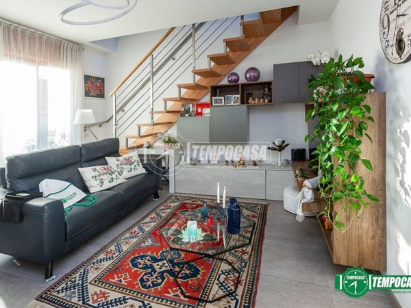 appartamento in vendita a Bergamo in zona Villaggio degli Sposi