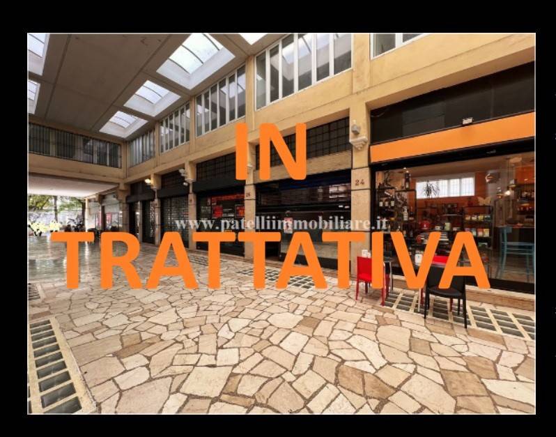 negozio in vendita a Bergamo in zona Città Alta