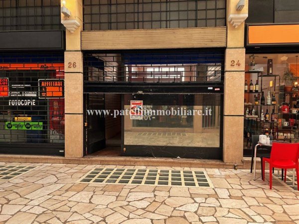 negozio in vendita a Bergamo in zona Città Alta