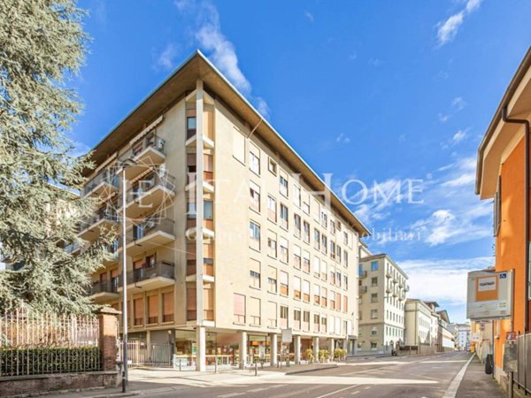 appartamento in vendita a Bergamo in zona Bergamo Centro