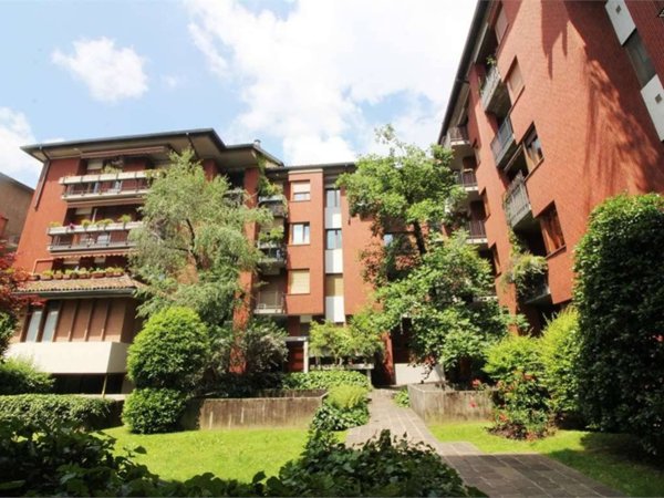 appartamento in vendita a Bergamo in zona Borgo Palazzo