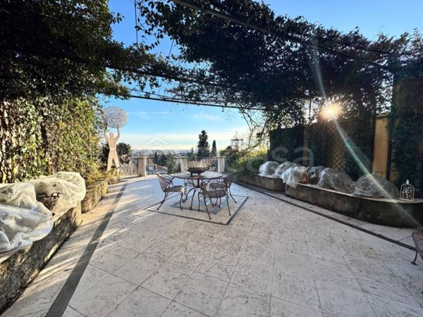 appartamento in vendita a Bergamo in zona Città Alta