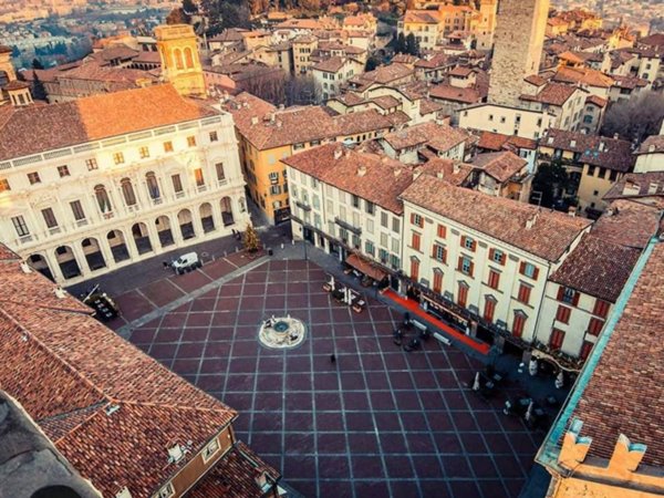 appartamento in vendita a Bergamo in zona Città Alta