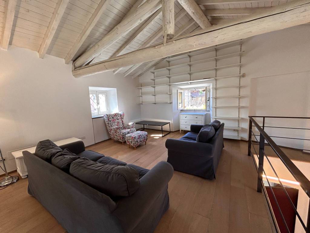 appartamento in vendita a Bergamo in zona Città Alta