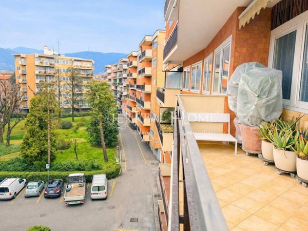 appartamento in vendita a Bergamo in zona Borgo Santa Caterina