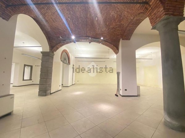 locale commerciale in vendita a Bergamo in zona Borgo Palazzo