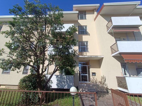 appartamento in vendita a Bergamo in zona Colognola