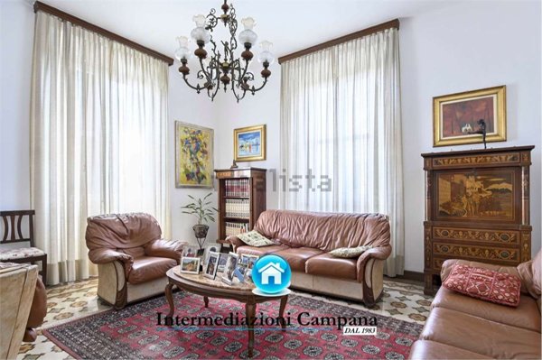 appartamento in vendita a Bergamo in zona Borgo Santa Caterina