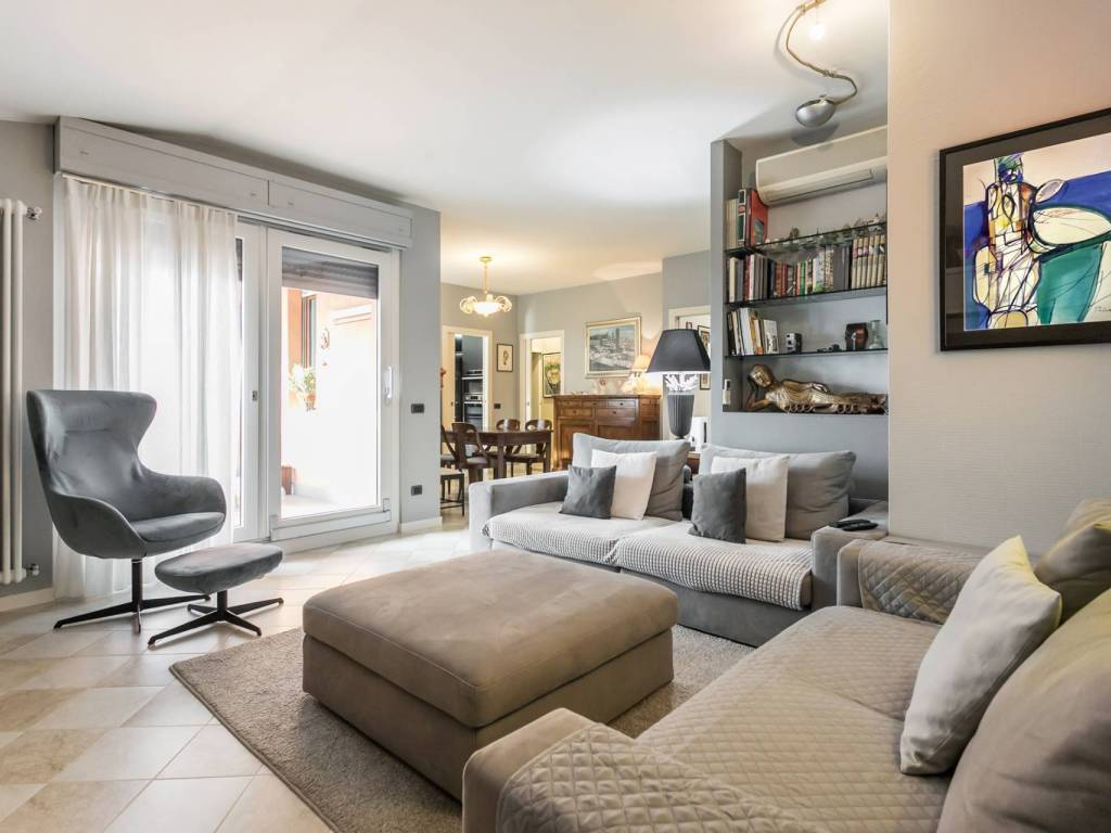 appartamento in vendita a Bergamo in zona Canovine