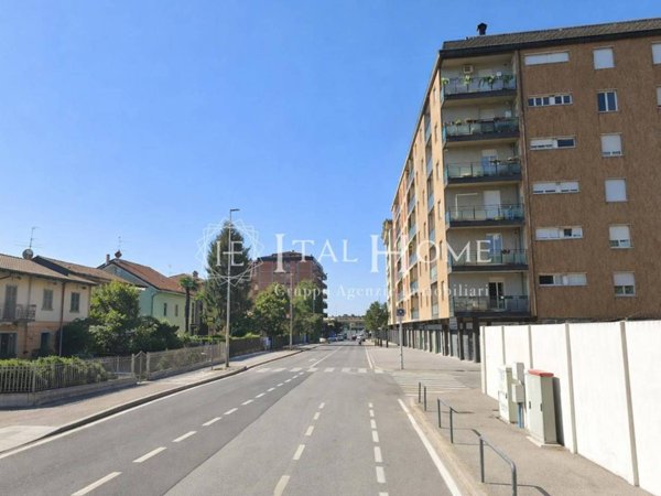 appartamento in vendita a Bergamo in zona Monterosso