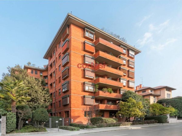 ufficio in vendita a Bergamo in zona Borgo Palazzo