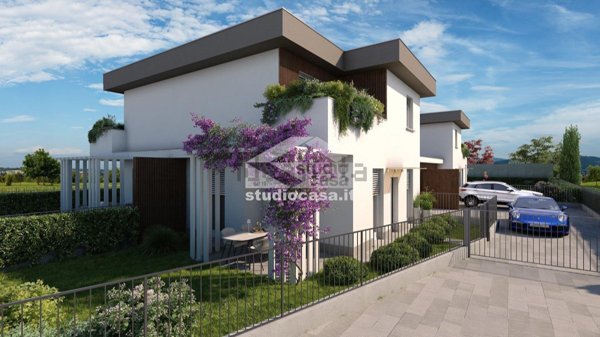 casa indipendente in vendita a Bergamo in zona Celadina