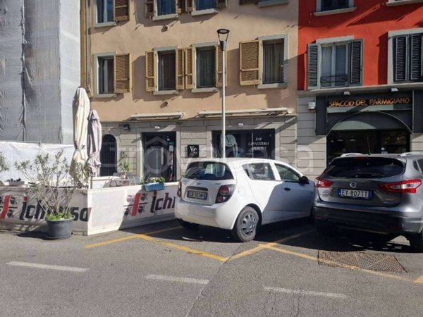 negozio in vendita a Bergamo in zona Bergamo Centro