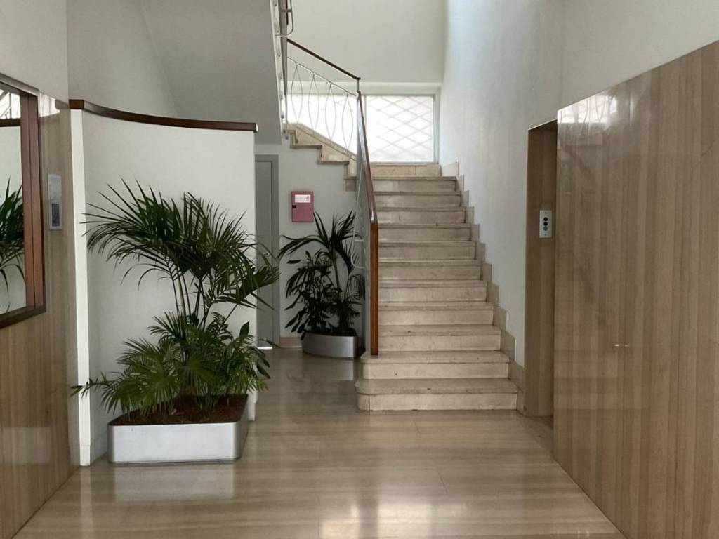 ufficio in vendita a Bergamo in zona Borgo Pignolo