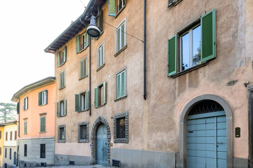 appartamento in vendita a Bergamo in zona Città Alta