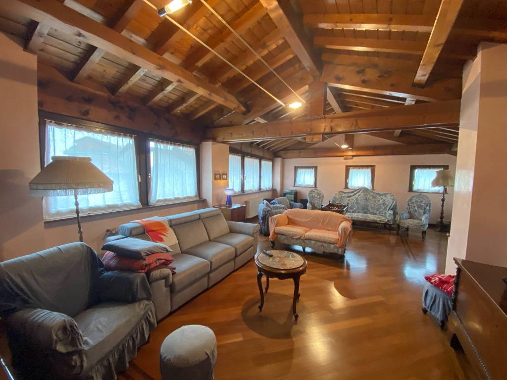 appartamento in vendita a Bergamo in zona Borgo Palazzo