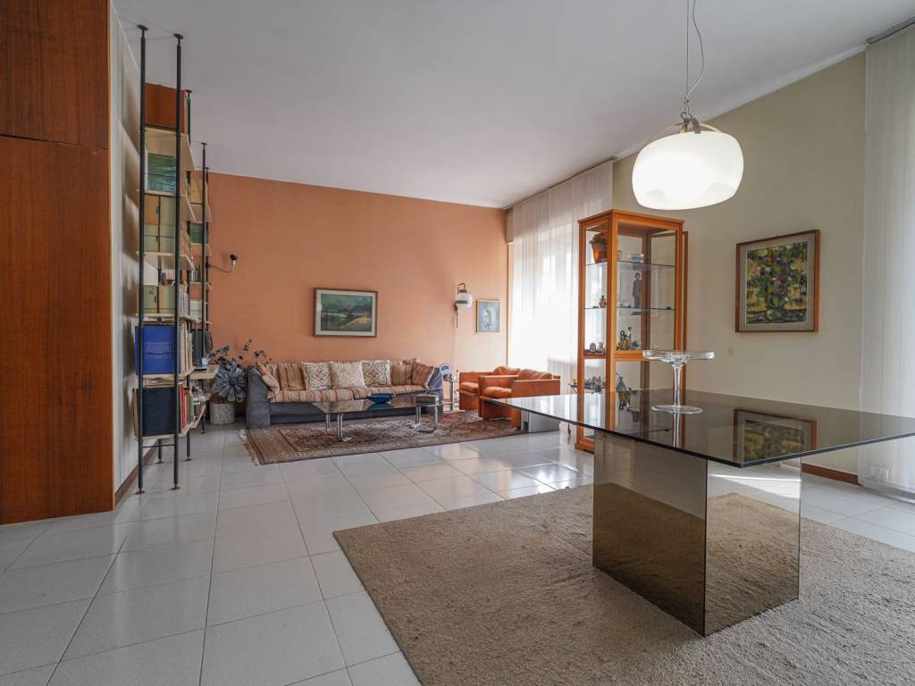 appartamento in vendita a Bergamo in zona Borgo Palazzo