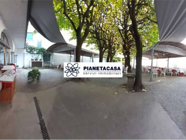 intera palazzina in vendita a Bergamo in zona Borgo Palazzo