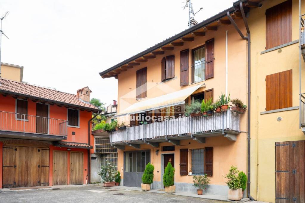 casa indipendente in vendita a Bergamo in zona Bergamo Centro