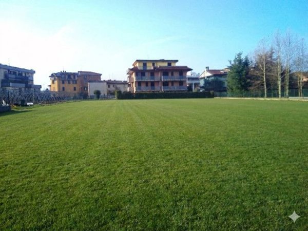terreno edificabile in vendita a Bergamo in zona Borgo Pignolo