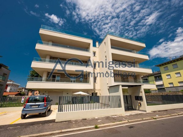 appartamento in vendita a Bergamo in zona Malpensata