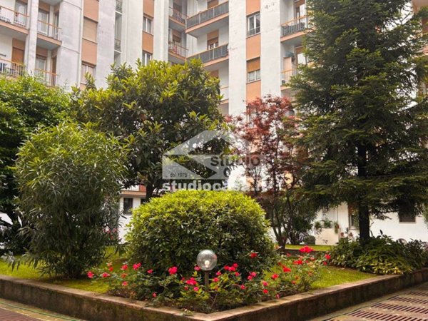 appartamento in vendita a Bergamo in zona Borgo Palazzo