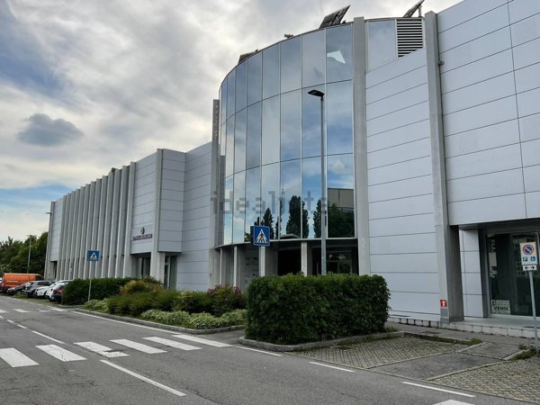 ufficio in vendita a Bergamo in zona Colognola