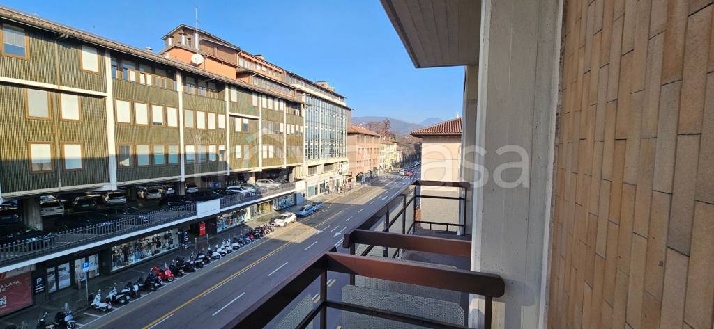 appartamento in vendita a Bergamo in zona Bergamo Centro