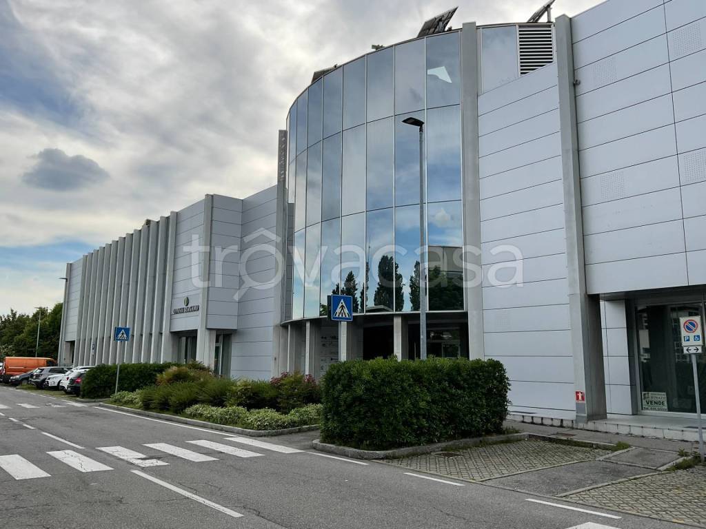 attico in vendita a Bergamo in zona Colognola