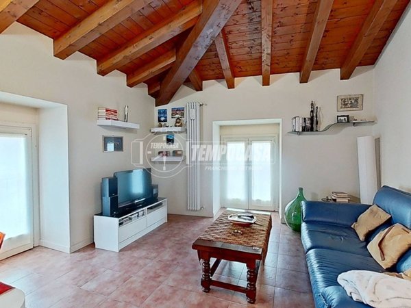 appartamento in vendita a Bergamo in zona Borgo Santa Caterina