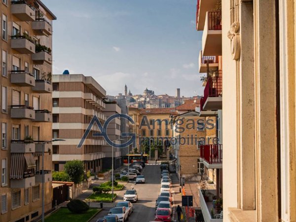 appartamento in vendita a Bergamo in zona Bergamo Centro