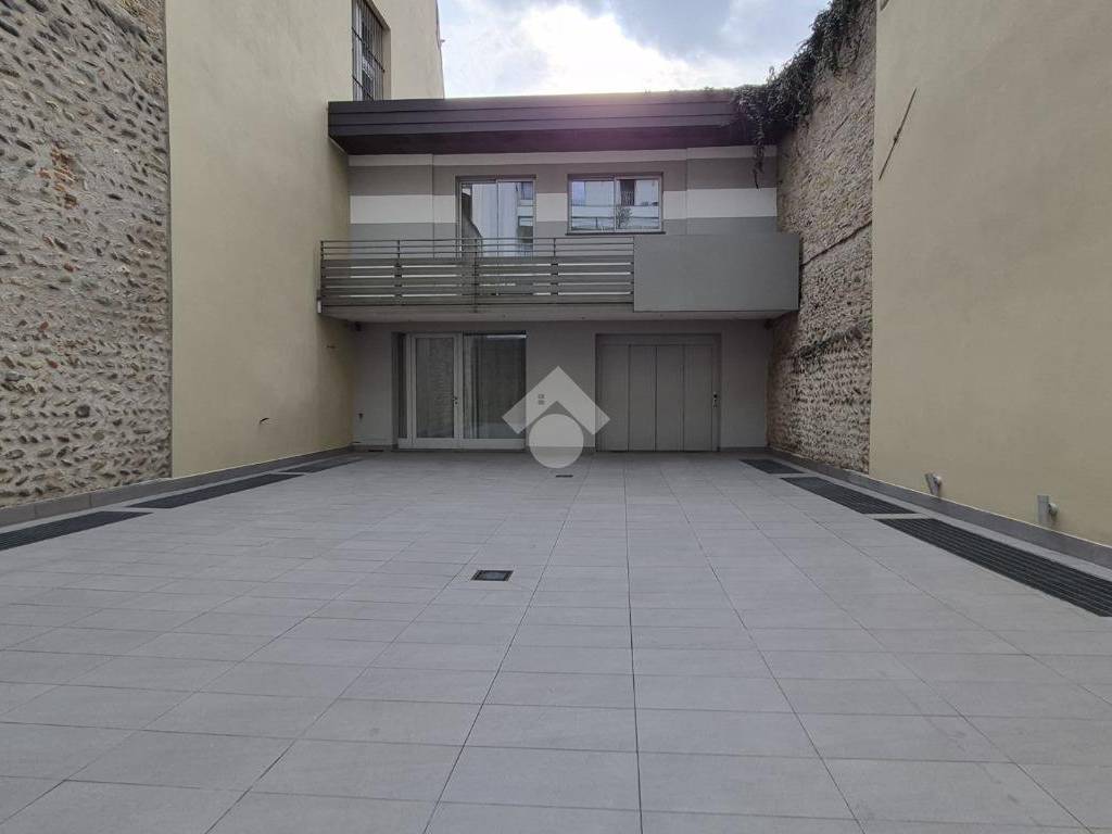 appartamento in vendita a Bergamo in zona Borgo Palazzo
