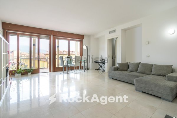 appartamento in vendita a Bergamo in zona Borgo Palazzo