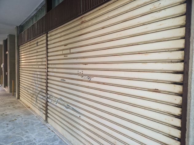 negozio in vendita a Bergamo in zona Monterosso