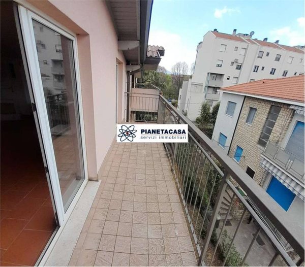 appartamento in vendita a Bergamo in zona Canovine