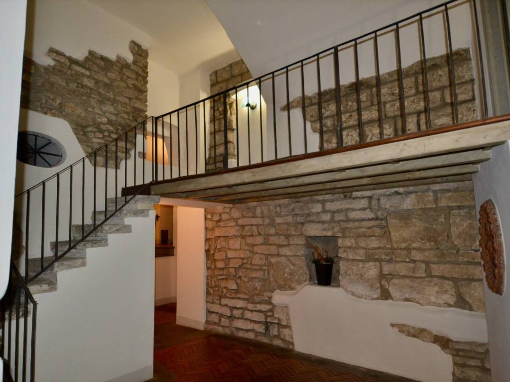 appartamento in vendita a Bergamo in zona Città Alta