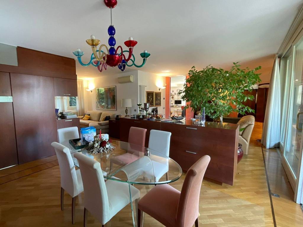 appartamento in vendita a Bergamo in zona Redona