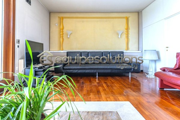 casa indipendente in vendita a Bergamo in zona Borgo Pignolo