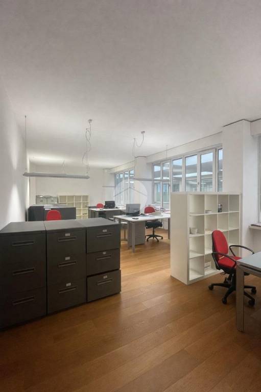 ufficio in vendita a Bergamo in zona Bergamo Centro
