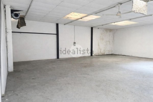 locale di sgombero in vendita a Bergamo in zona Boccaleone