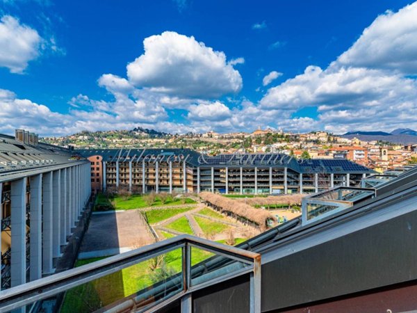 appartamento in vendita a Bergamo in zona Città Alta