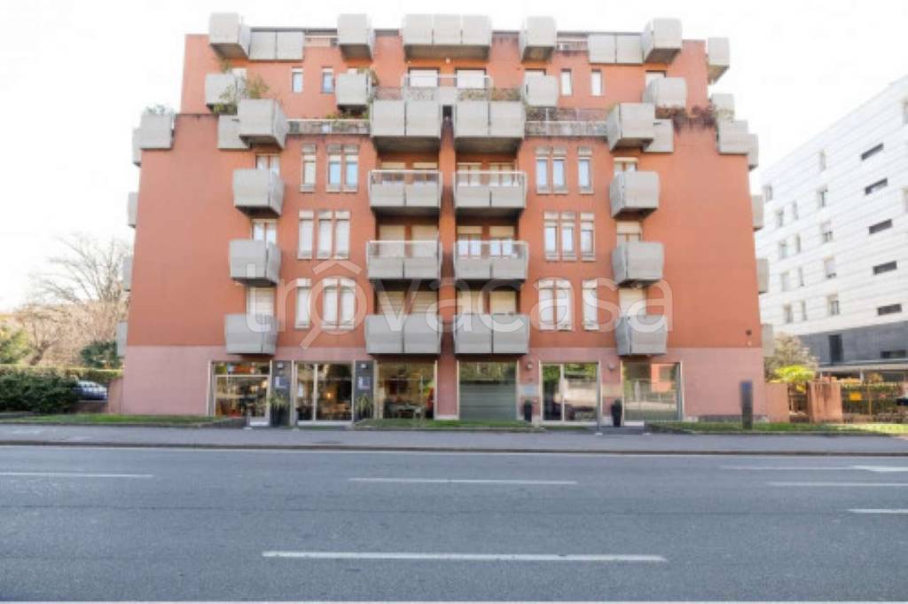 negozio in vendita a Bergamo