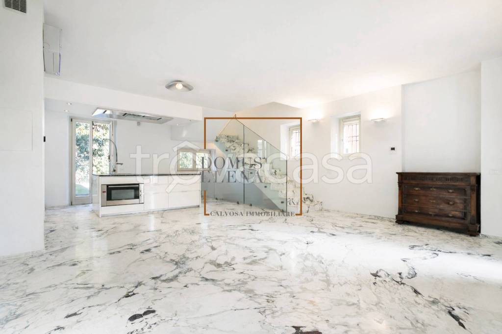 casa indipendente in vendita a Bergamo in zona Canovine