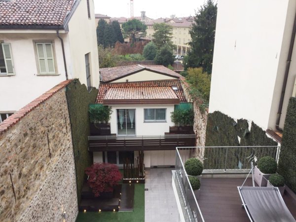 appartamento in vendita a Bergamo in zona Città Alta